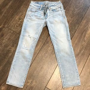 American Eagle size 0 Artist Cropped Jeans